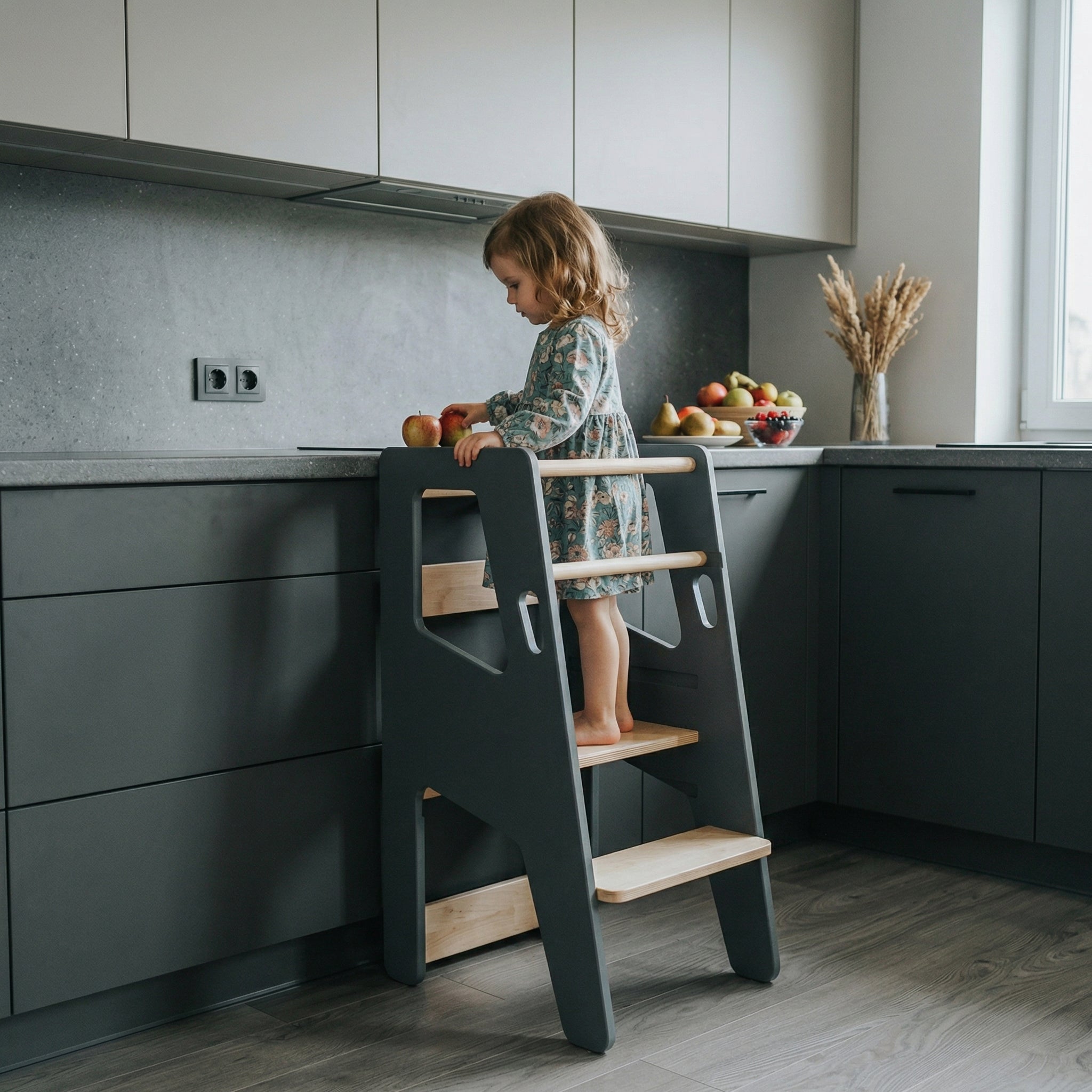 Ergonomiškas Montessori bokštelis