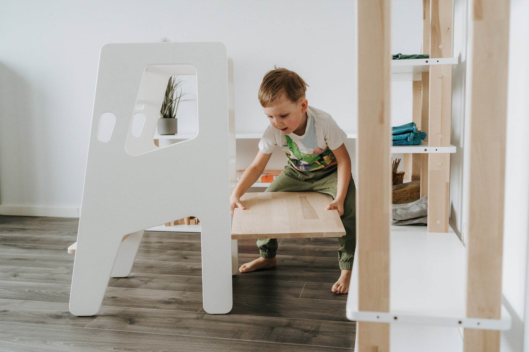 Ergonomiškas Montessori bokštelis