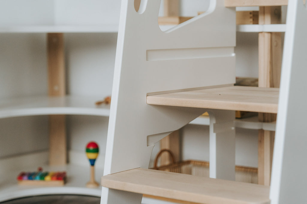 Ergonomiškas Montessori bokštelis