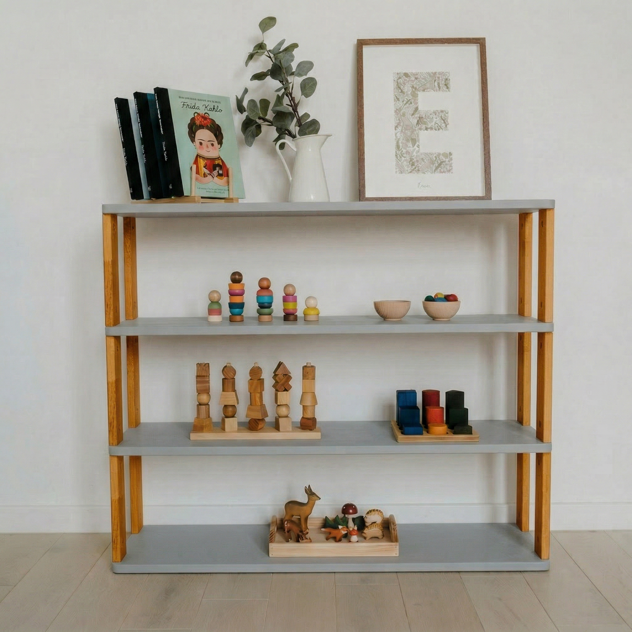 Montessori lentyna TIESI (4 lentynų)