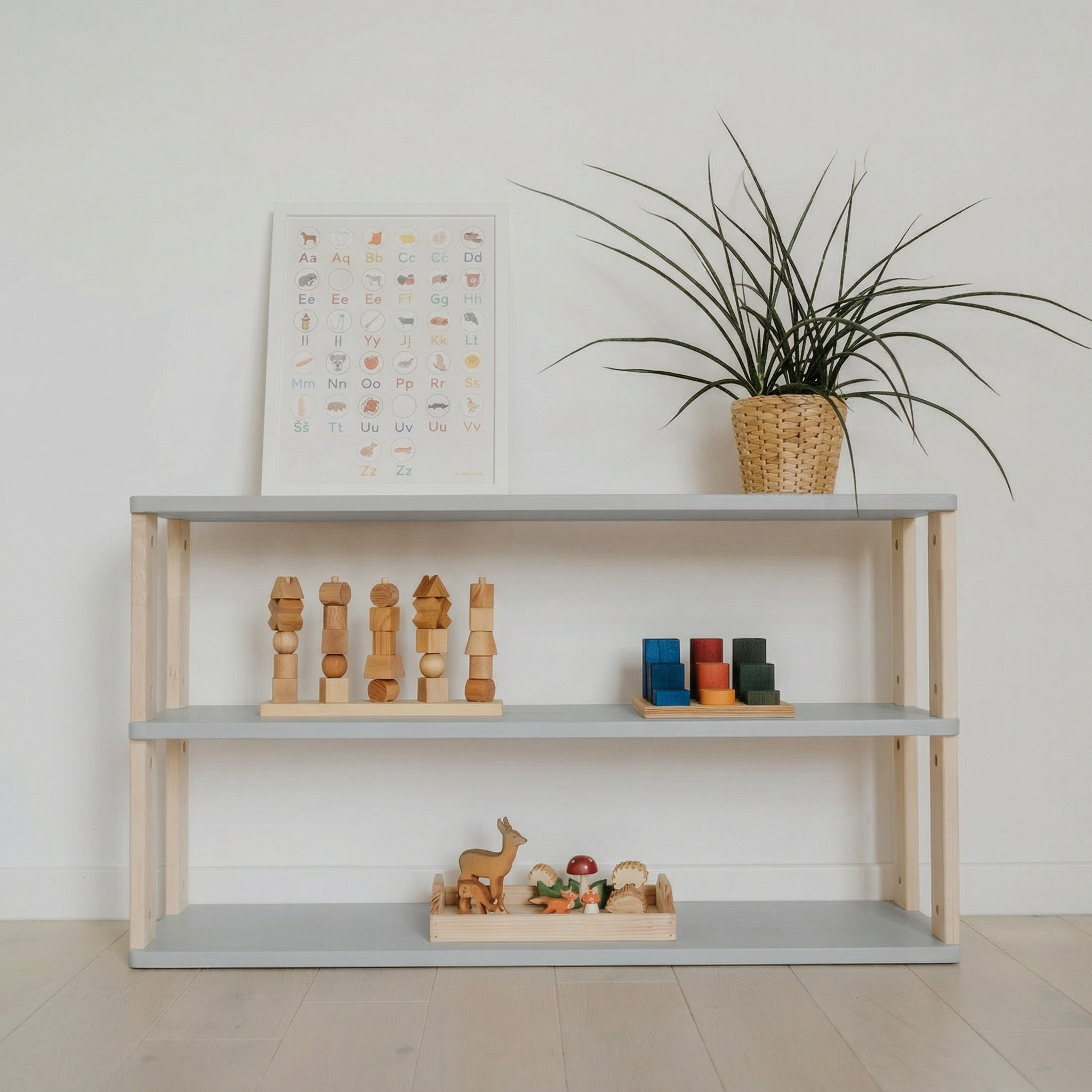 Montessori lentyna TIESI (3 lentynų)