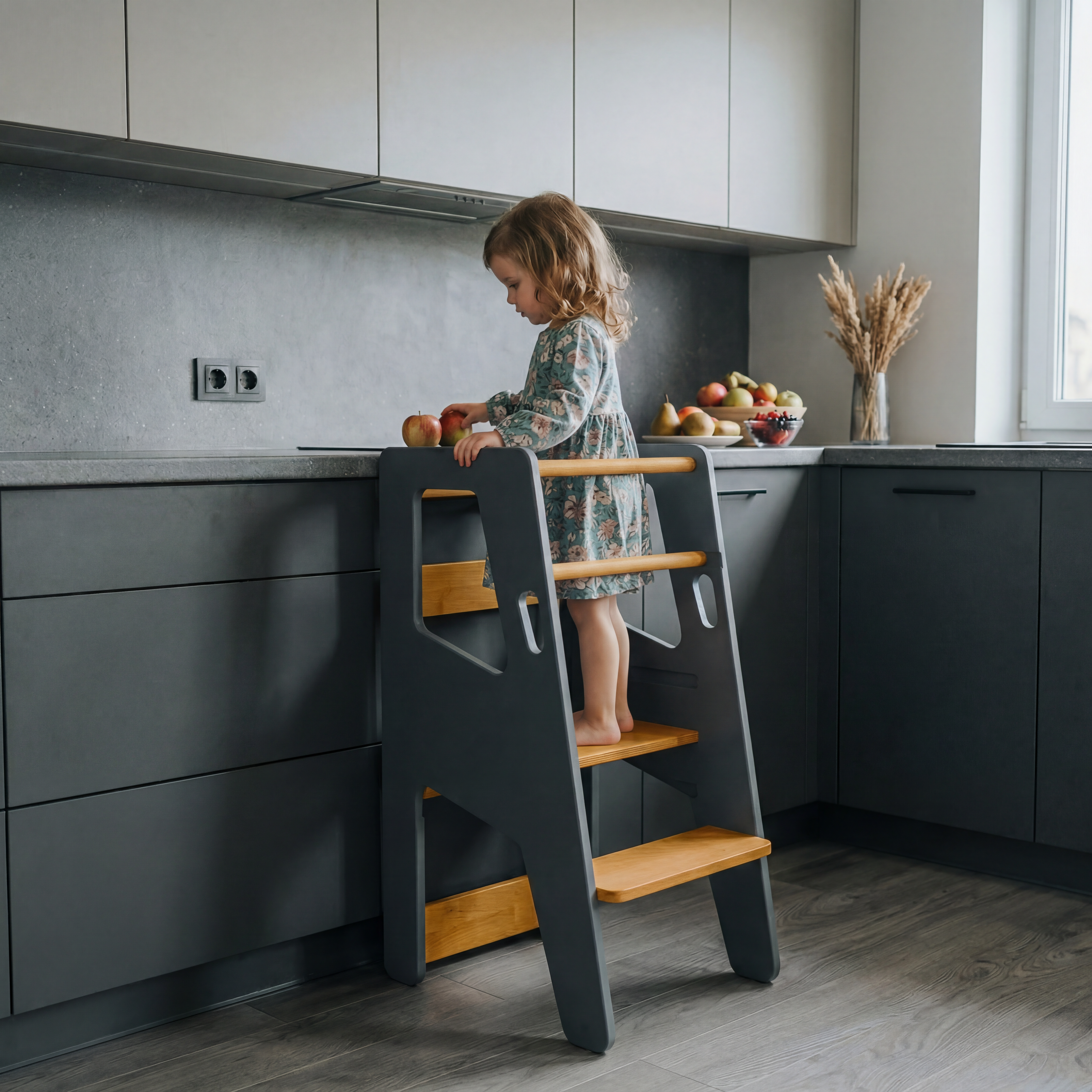 Ergonomiškas Montessori bokštelis