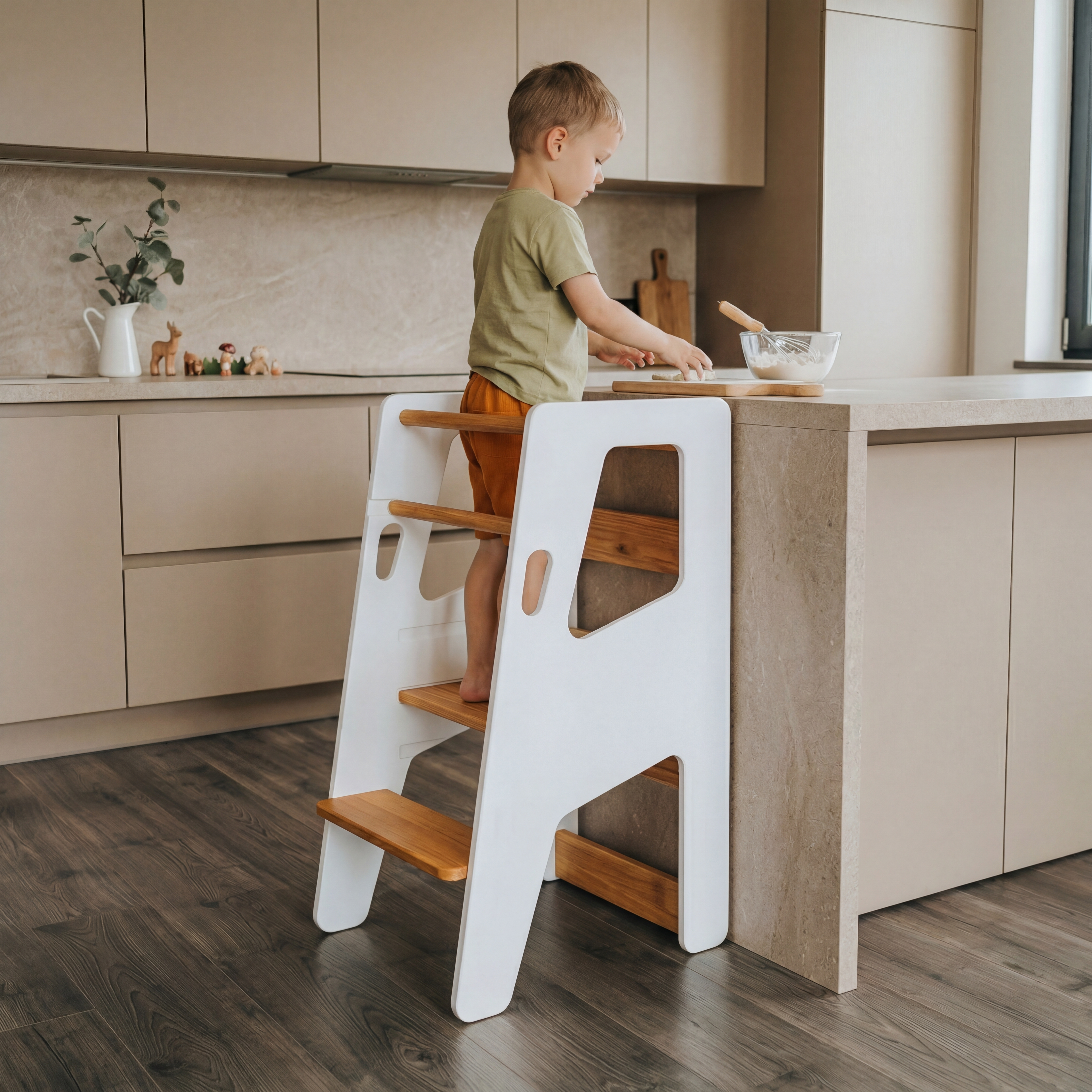 Ergonomiškas Montessori bokštelis